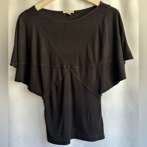Bordeaux Elegant Black Short Sleeve Tee batwing sleeve